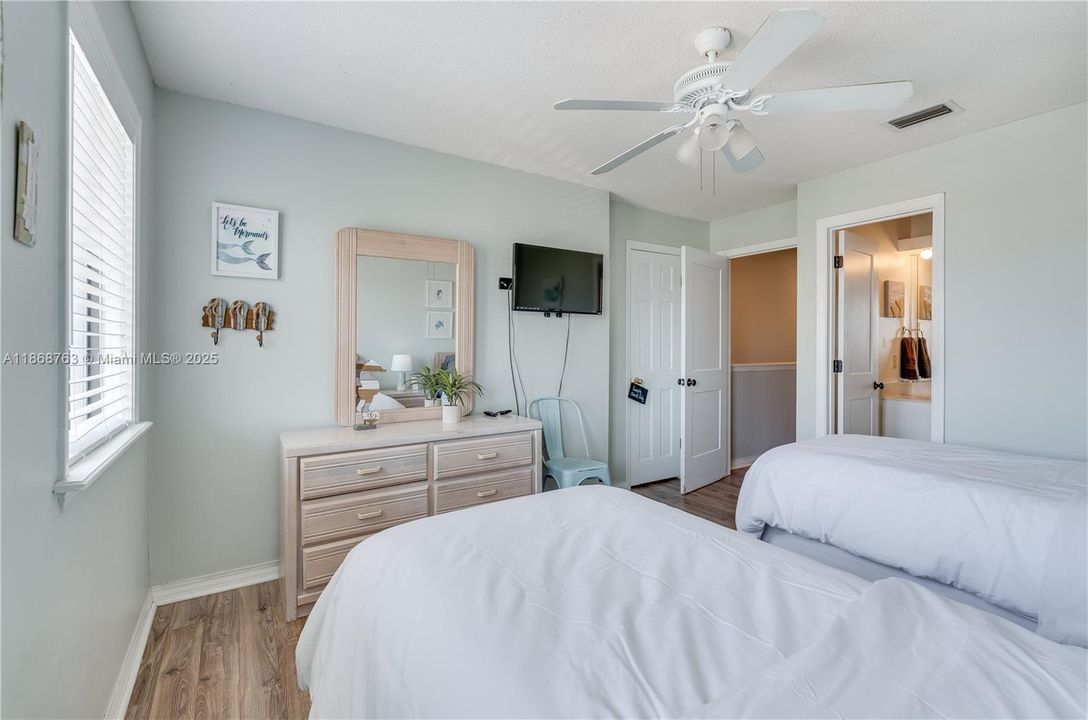 Sleeps 8  = more bookings!