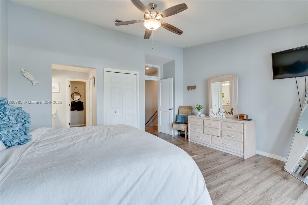 Sleeps 8  = more bookings!