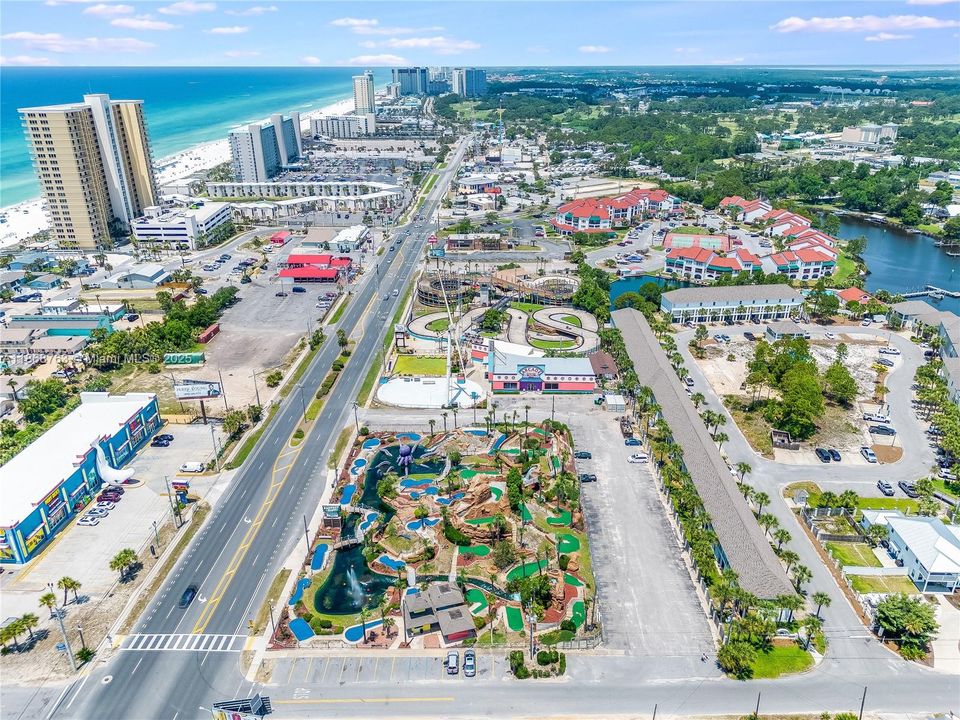 Surrounding amenity - putt putt golf!