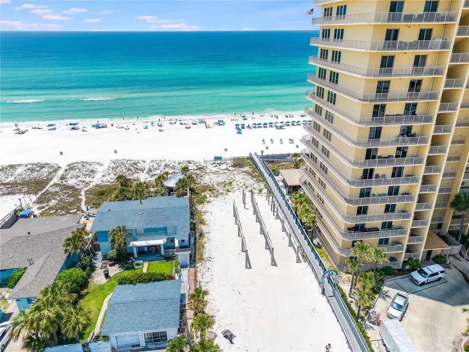 Beach access - easy!