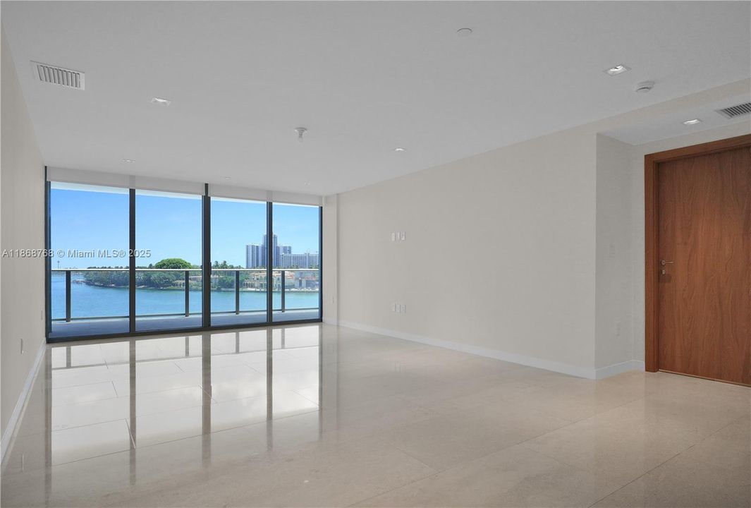 For Sale: $3,599,999 (2 beds, 3 baths, 2046 Square Feet)