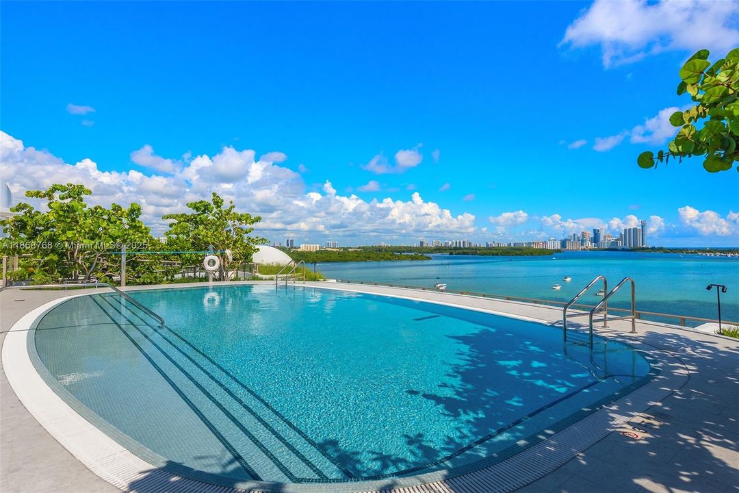 For Sale: $3,599,999 (2 beds, 3 baths, 2046 Square Feet)