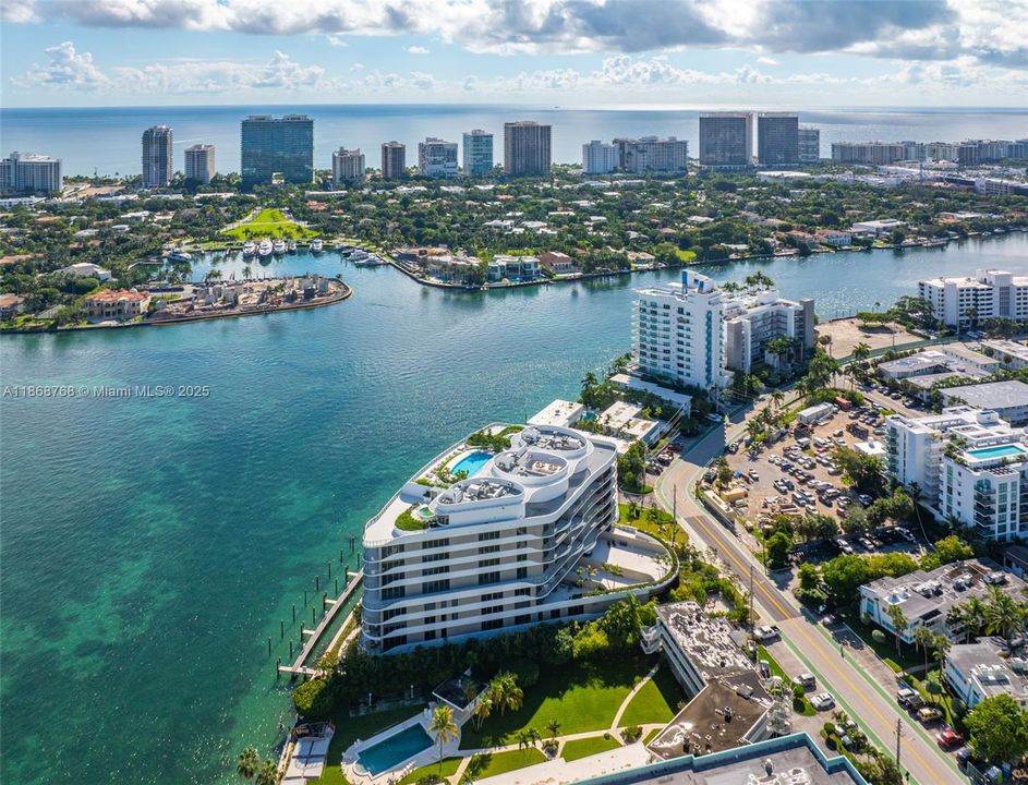 For Sale: $3,599,999 (2 beds, 3 baths, 2046 Square Feet)