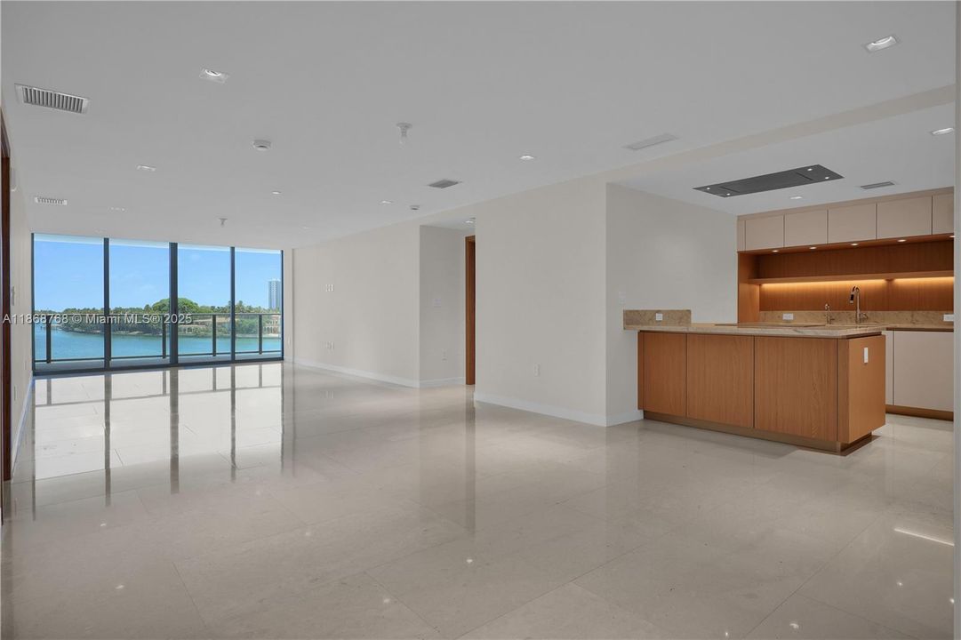 For Sale: $3,599,999 (2 beds, 3 baths, 2046 Square Feet)