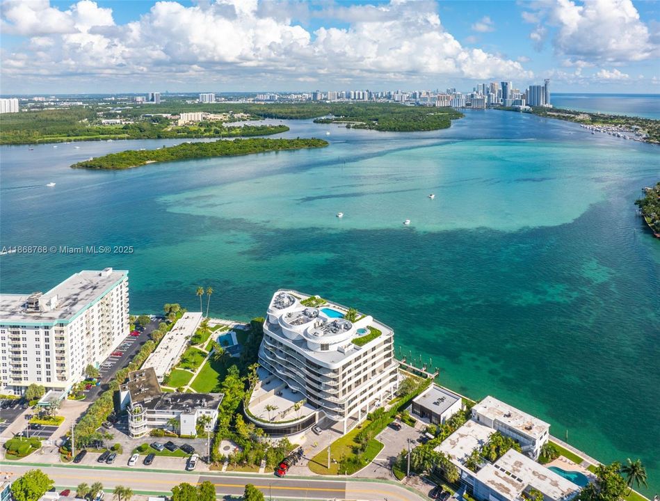 For Sale: $3,599,999 (2 beds, 3 baths, 2046 Square Feet)