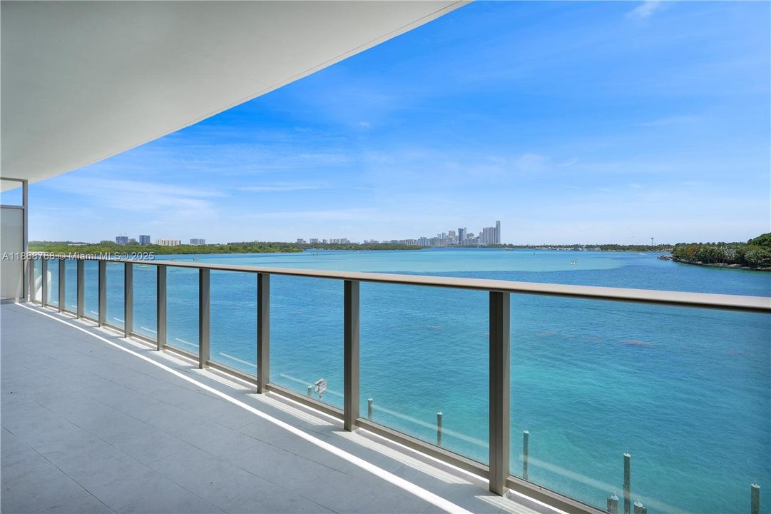 For Sale: $3,599,999 (2 beds, 3 baths, 2046 Square Feet)