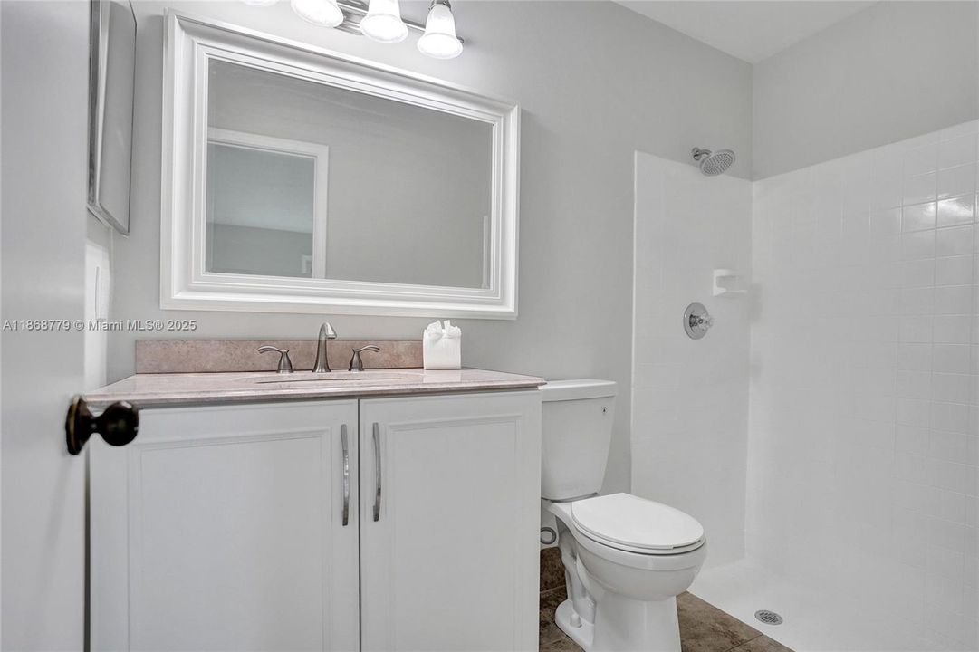 Recently Rented: $2,700 (2 beds, 2 baths, 1444 Square Feet)