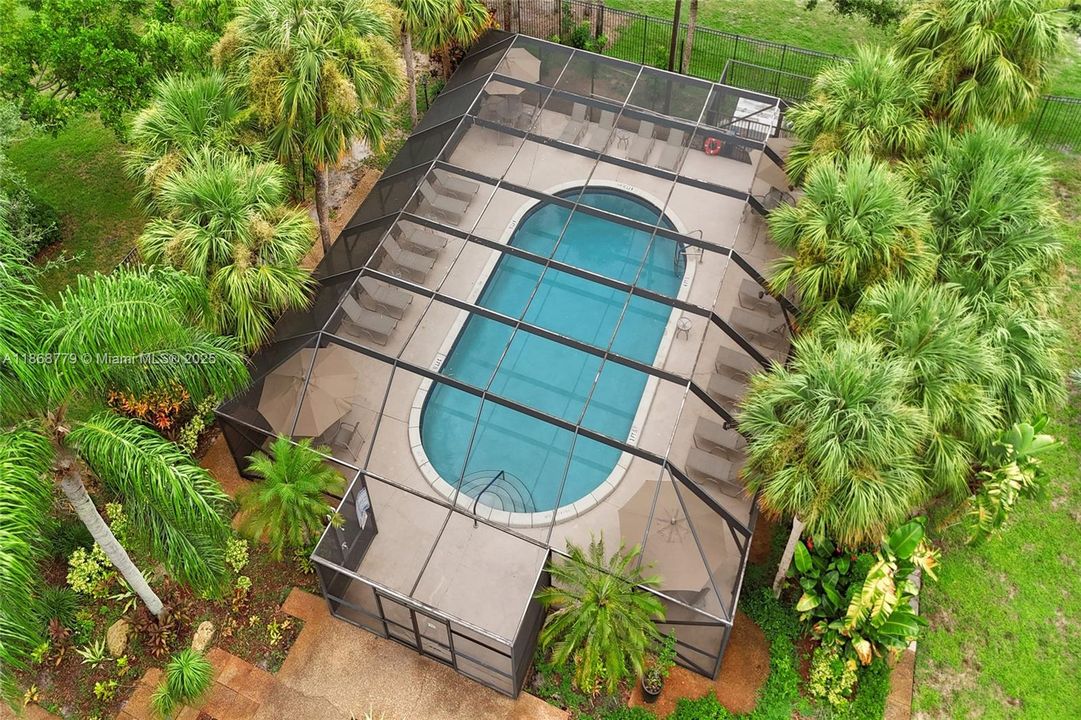 Recently Rented: $2,700 (2 beds, 2 baths, 1444 Square Feet)