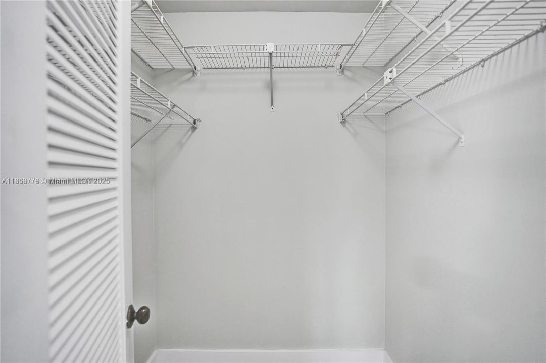 Recently Rented: $2,700 (2 beds, 2 baths, 1444 Square Feet)