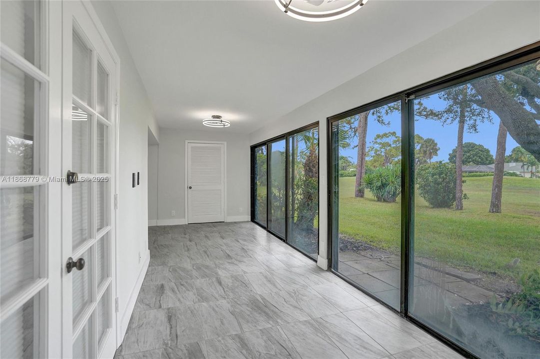 Recently Rented: $2,700 (2 beds, 2 baths, 1444 Square Feet)