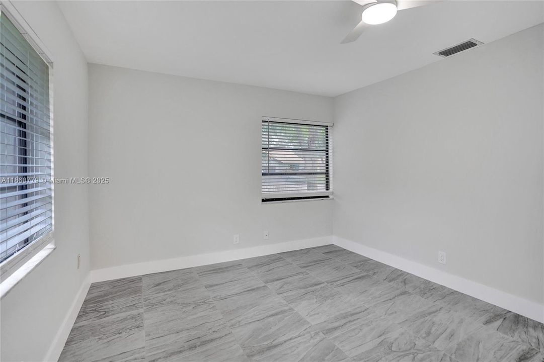 Recently Rented: $2,700 (2 beds, 2 baths, 1444 Square Feet)