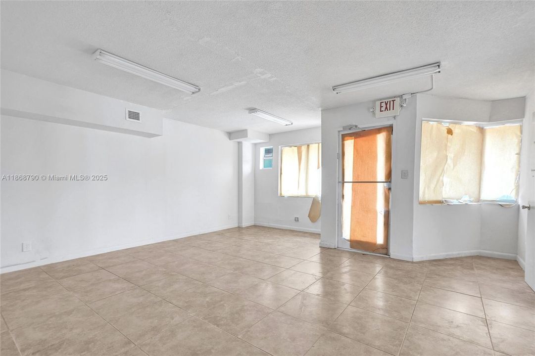 En Renta: $32 (0 camas, 0 baños, 0 Pies cuadrados)