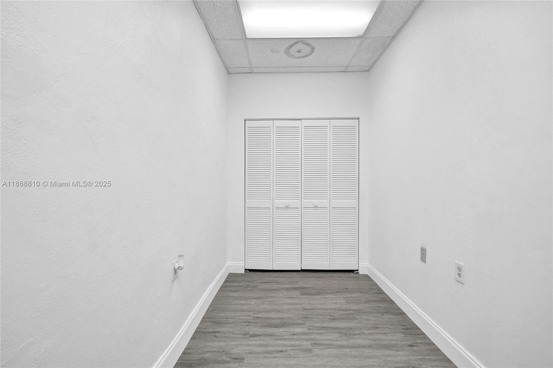 出租: $32 (0 贝兹, 0 浴室, 0 平方英尺)