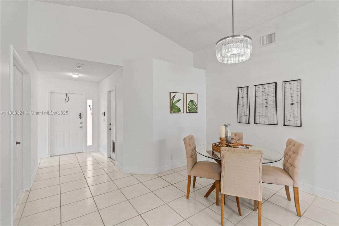 Active With Contract: $799,000 (3 beds, 2 baths, 1648 Square Feet)