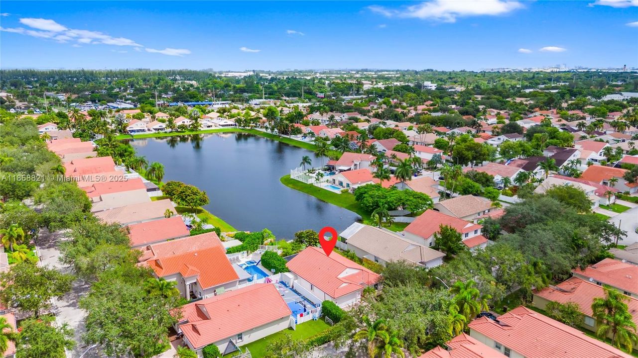 Active With Contract: $799,000 (3 beds, 2 baths, 1648 Square Feet)