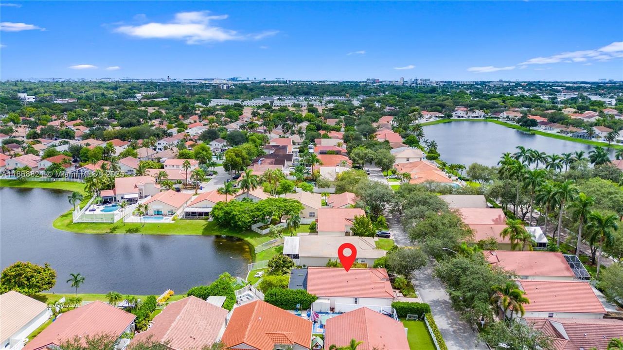 Active With Contract: $799,000 (3 beds, 2 baths, 1648 Square Feet)