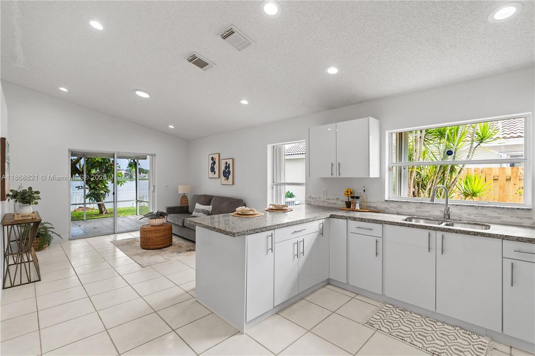 Active With Contract: $799,000 (3 beds, 2 baths, 1648 Square Feet)