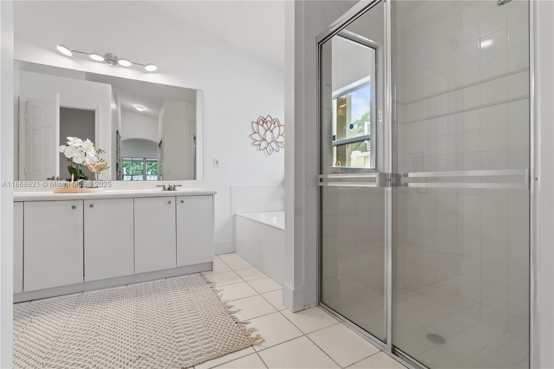 Active With Contract: $799,000 (3 beds, 2 baths, 1648 Square Feet)