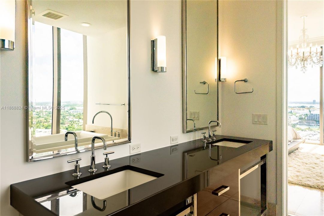 Recientemente alquilado: $20,000 (2 camas, 2 baños, 1599 Pies cuadrados)