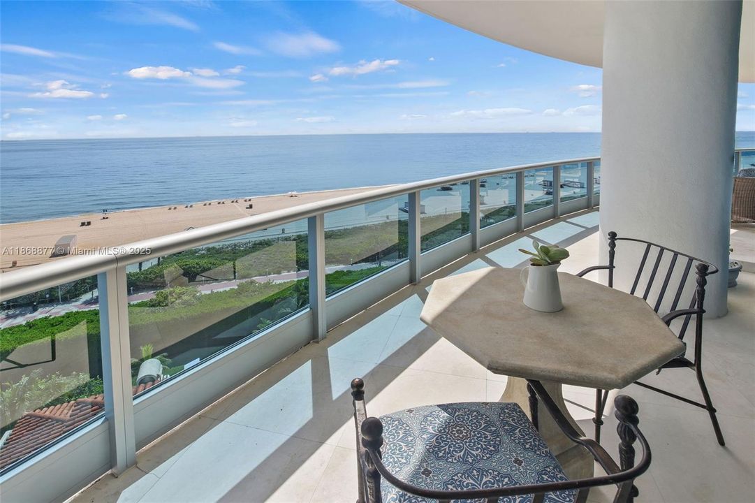 Active With Contract: $4,559,000 (3 beds, 3 baths, 2959 Square Feet)