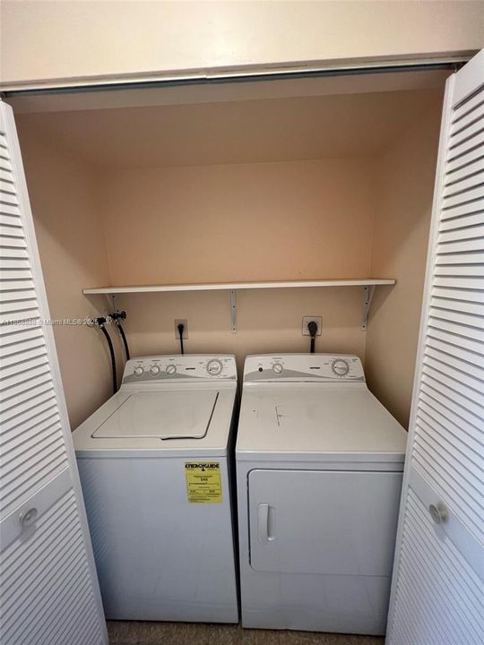 待售: $235,500 (3 贝兹, 1 浴室, 1355 平方英尺)