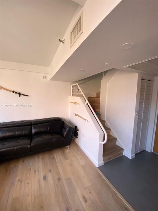 En Venta: $485,000 (1 camas, 1 baños, 691 Pies cuadrados)