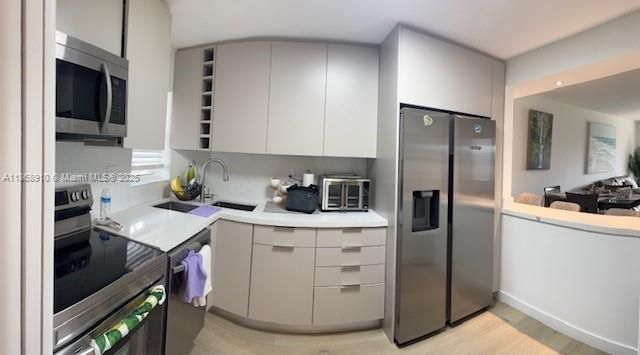 На продажу: $158,000 (1 спален, 1 ванн, 800 Квадратных фут)