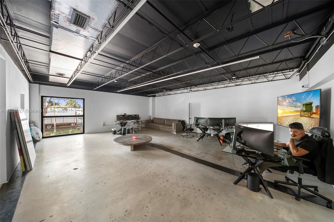 待售: $12,200,000 (0 贝兹, 0 浴室, 0 平方英尺)