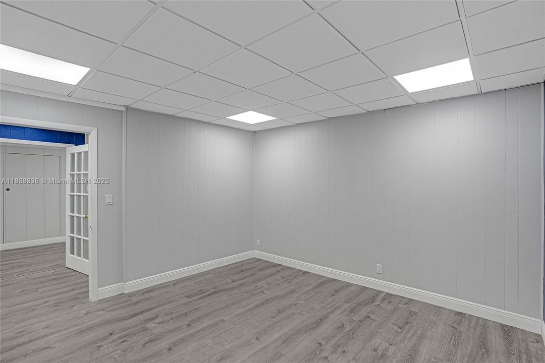 En Renta: $11,985 (0 camas, 0 baños, 0 Pies cuadrados)