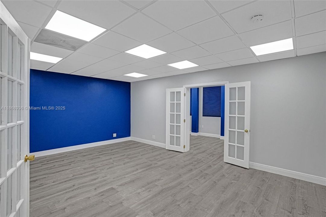 En Renta: $11,985 (0 camas, 0 baños, 0 Pies cuadrados)