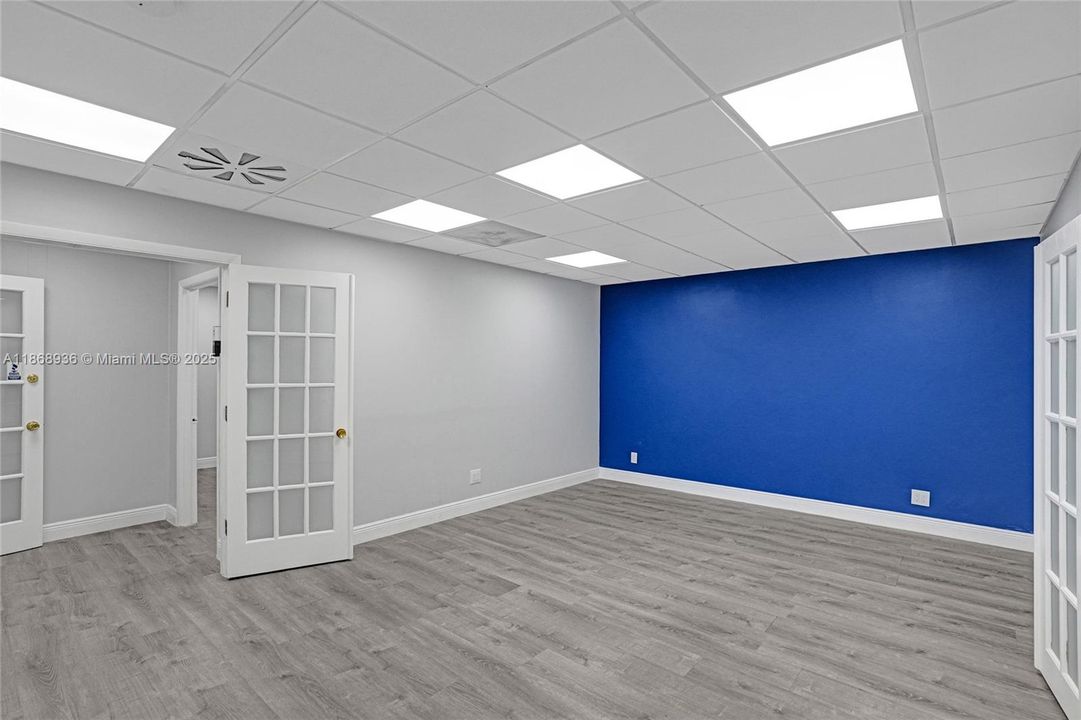 En Renta: $11,985 (0 camas, 0 baños, 0 Pies cuadrados)