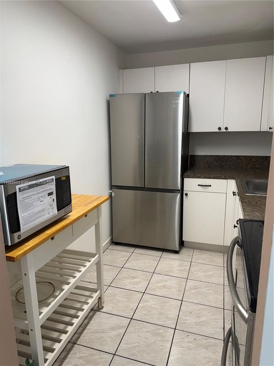 Activo con contrato: $1,700 (1 camas, 1 baños, 777 Pies cuadrados)