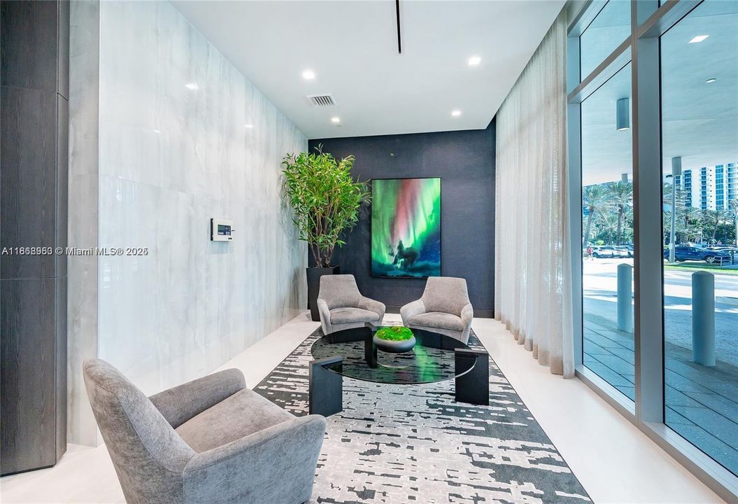 For Sale: $1,685,000 (2 beds, 2 baths, 1675 Square Feet)