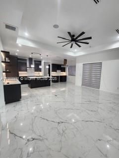 待售: $615,000 (4 贝兹, 3 浴室, 0 平方英尺)