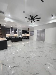 待售: $615,000 (4 贝兹, 3 浴室, 0 平方英尺)