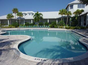 club pool