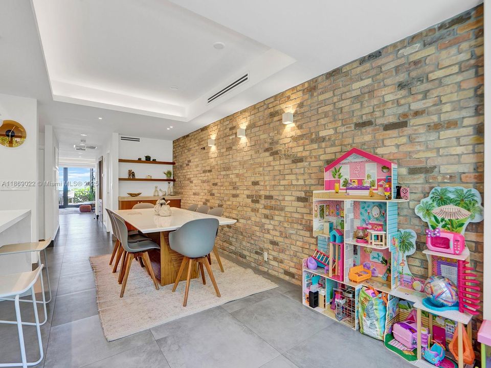 В аренду: $30,000 (4 спален, 4 ванн, 3075 Квадратных фут)