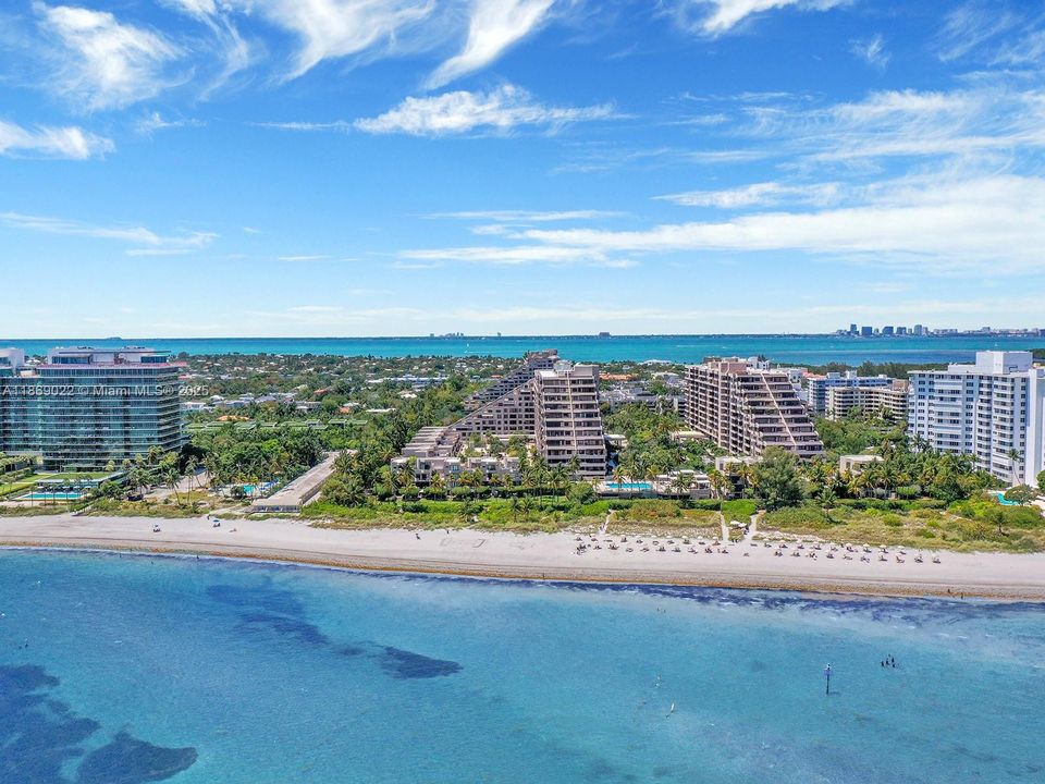 В аренду: $30,000 (4 спален, 4 ванн, 3075 Квадратных фут)