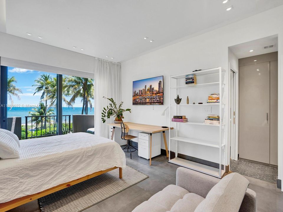 В аренду: $30,000 (4 спален, 4 ванн, 3075 Квадратных фут)