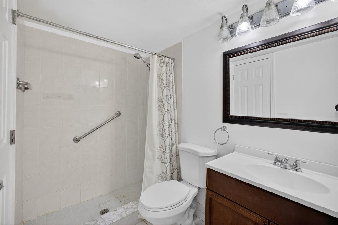 Master Walk In Shower