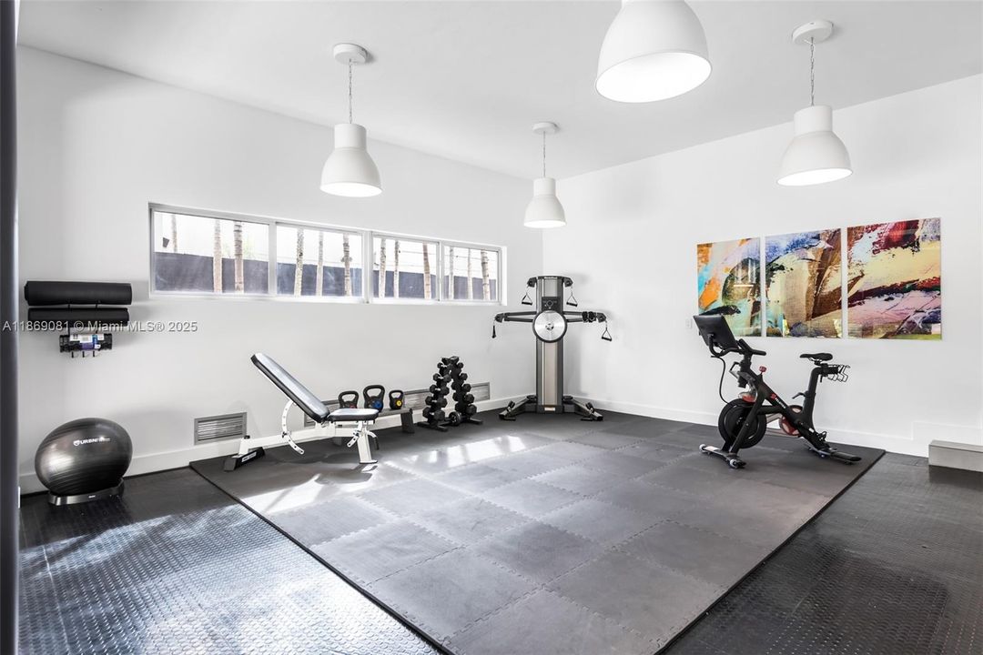 For Rent: $32,490 (4 beds, 4 baths, 4710 Square Feet)