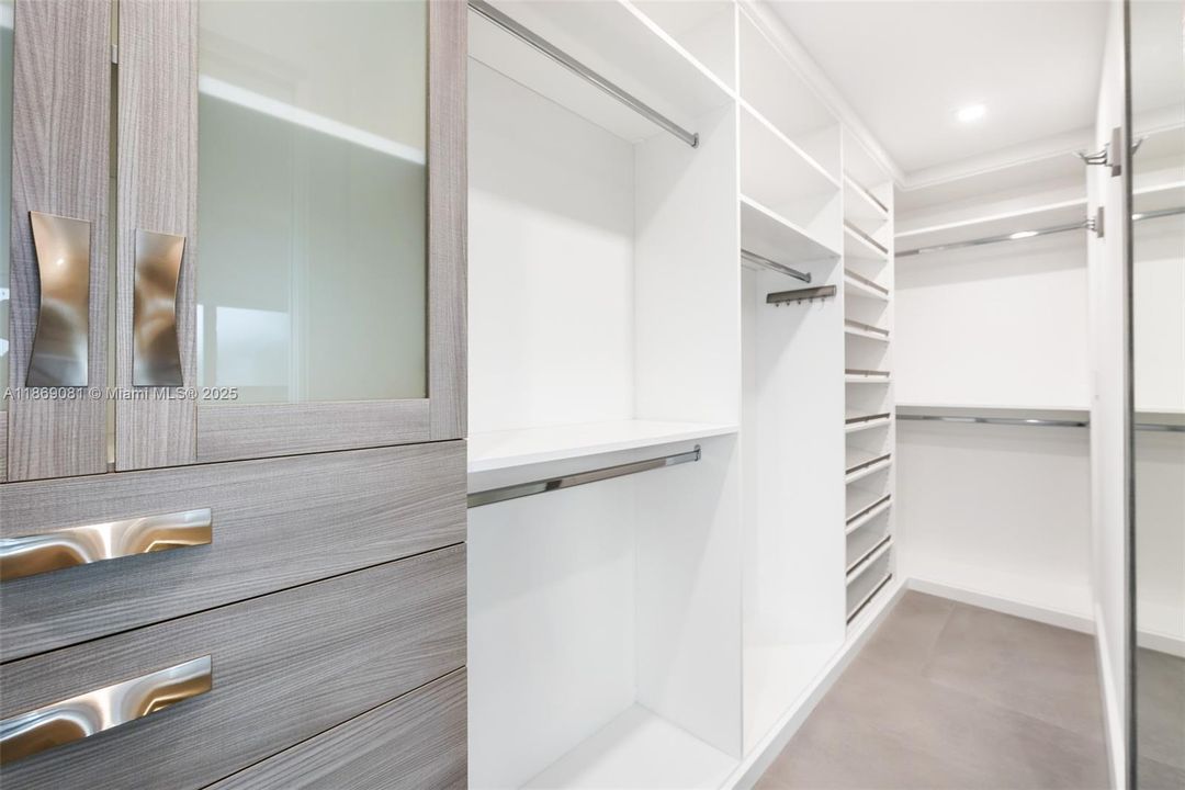 For Rent: $32,490 (4 beds, 4 baths, 4710 Square Feet)