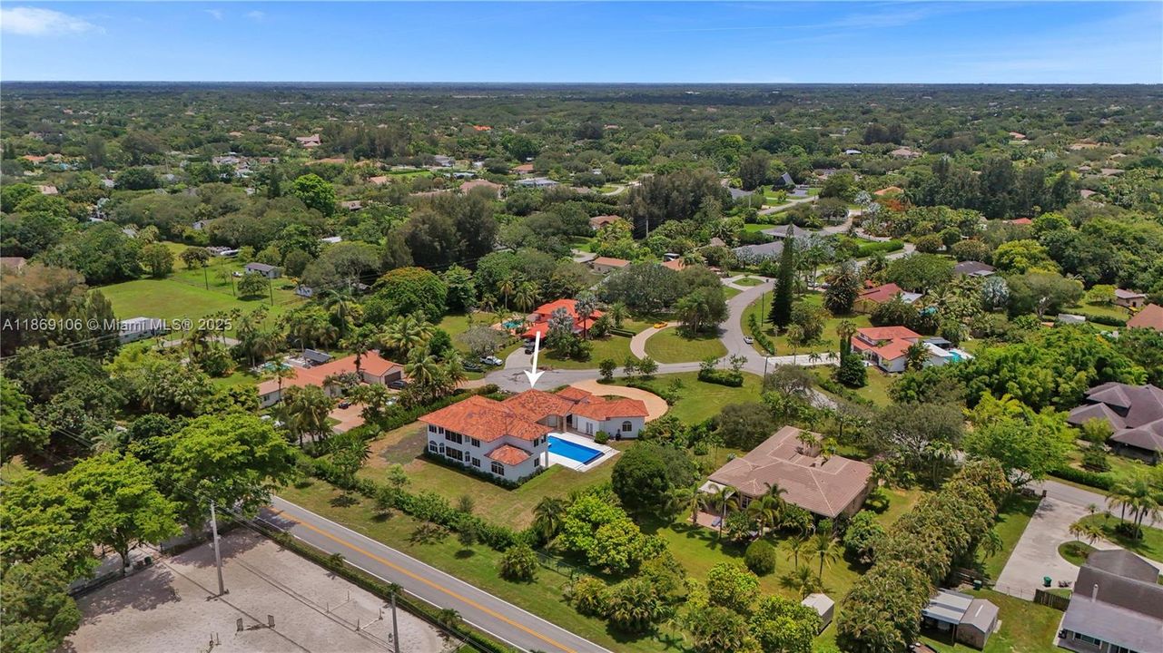 待售: $3,750,000 (5 贝兹, 5 浴室, 6308 平方英尺)