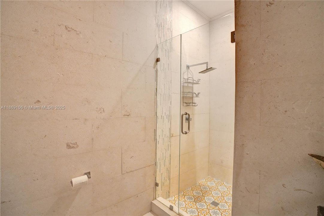 待售: $3,750,000 (5 贝兹, 5 浴室, 6308 平方英尺)