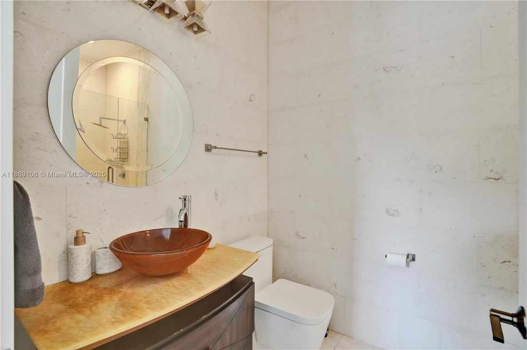 待售: $3,750,000 (5 贝兹, 5 浴室, 6308 平方英尺)