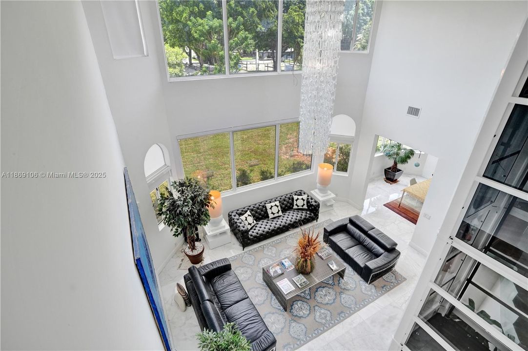 待售: $3,750,000 (5 贝兹, 5 浴室, 6308 平方英尺)