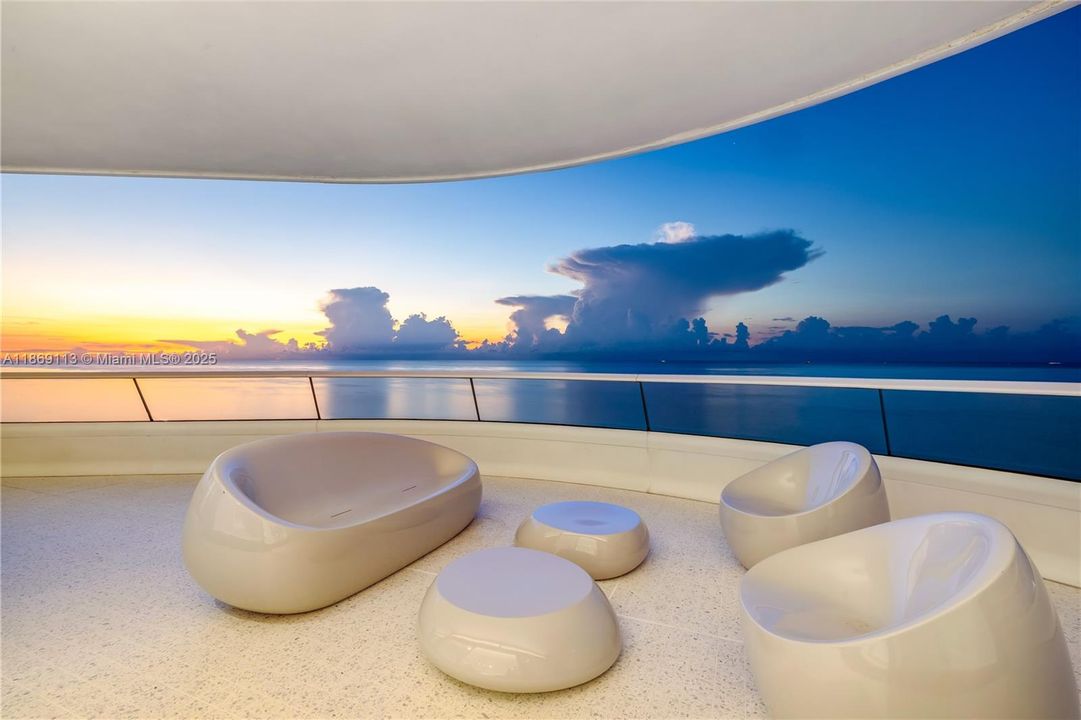 En Venta: $16,900,000 (4 camas, 4 baños, 4165 Pies cuadrados)