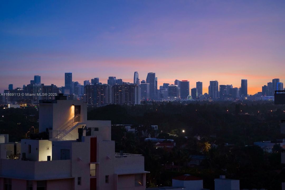 En Venta: $16,900,000 (4 camas, 4 baños, 4165 Pies cuadrados)