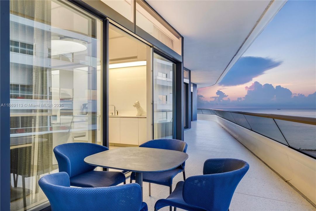 En Venta: $16,900,000 (4 camas, 4 baños, 4165 Pies cuadrados)