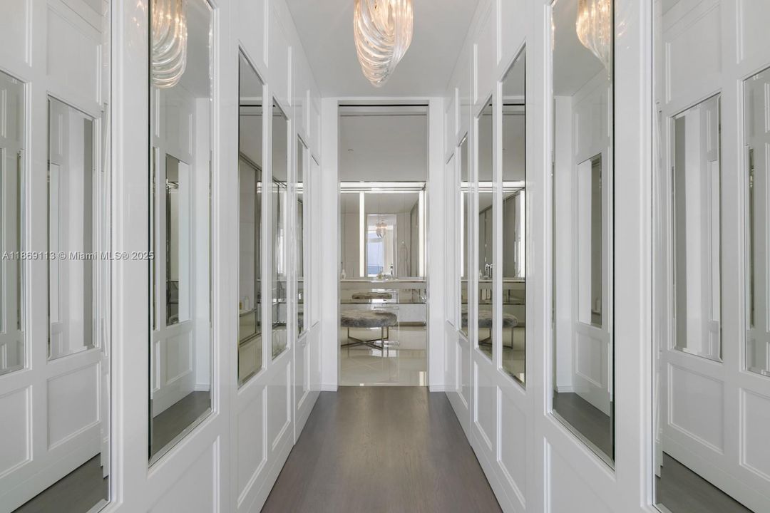 En Venta: $16,900,000 (4 camas, 4 baños, 4165 Pies cuadrados)